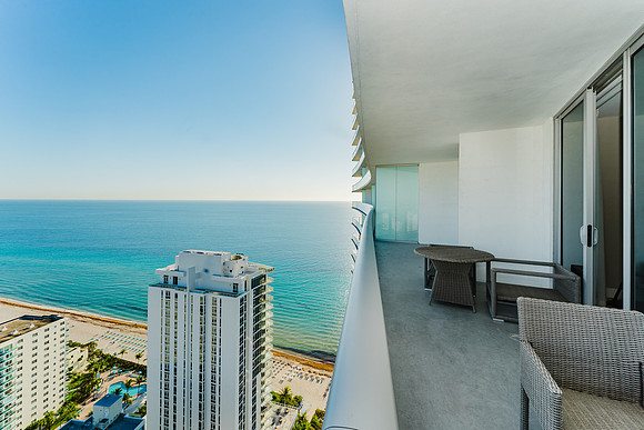 HDR-9