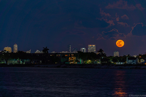 bloody_supermoon-7