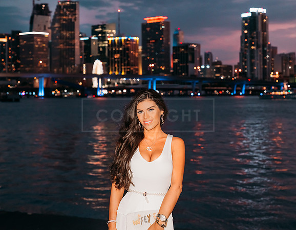 AE (20 of 32)